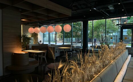 Арендовать Пространство для мероприятий с панорамными окнами