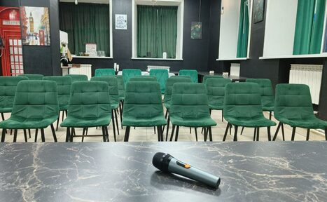 Арендовать Лофт Счастливые моменты. Просторный зал для конференций