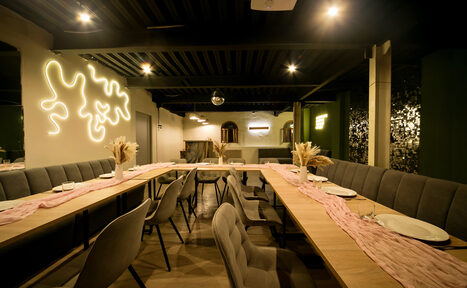 Арендовать Maybe Loft(Может быть Лофт). Зал Olive(Оливка)