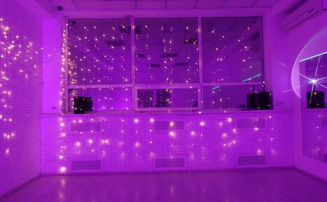 Арендовать Зал №4 “Кирпичный” - Зал с панорамным видом 40 кв.м.