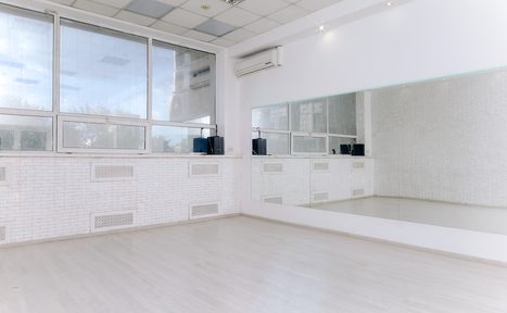 Арендовать Зал №4 “Кирпичный” - Зал с панорамным видом 40 кв.м.