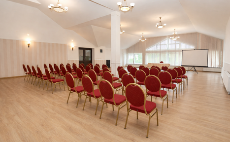 Арендовать Фореста.  Зал «Прага» в Прохорово