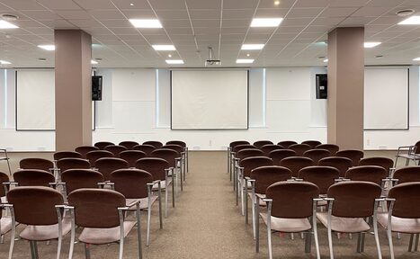 Арендовать Конгресс-центр Ленполиграфмаш