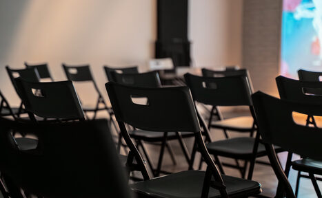 Арендовать Камерная площадка с уникальной атмосферой