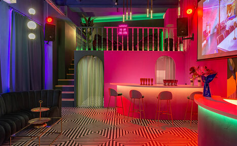 Арендовать Лофт Май. Зал Мира