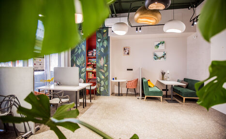 Арендовать Коворкинг «Офлайн». Уютный коворкинг для мероприятий