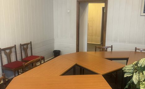 Арендовать МоцПрофКомп. Зал для переговоров