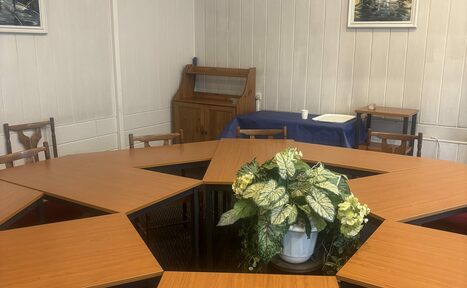 Арендовать МоцПрофКомп. Зал для переговоров