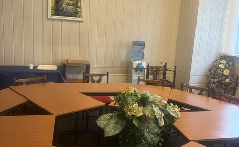 Арендовать МоцПрофКомп. Зал для переговоров