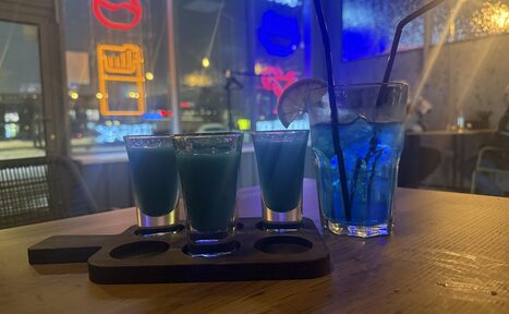 Арендовать Круглосуточный бар "Емкость 24"