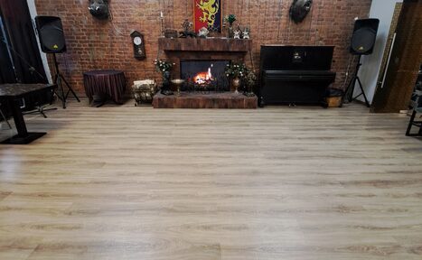 Арендовать Каминный зал с балконом на Невский проспект