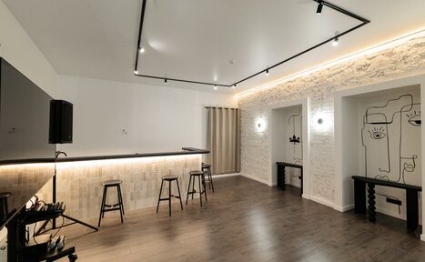 Арендовать Blank (Бланк). Светлый лофт с верандой