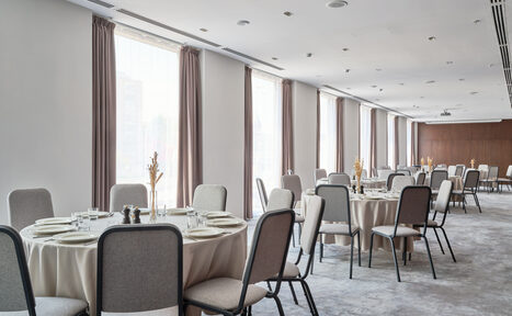 Арендовать Pana White(Пана Белый). Зал при отеле