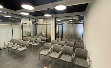 Арендовать МК Плюс. Функциональный конференц-зал