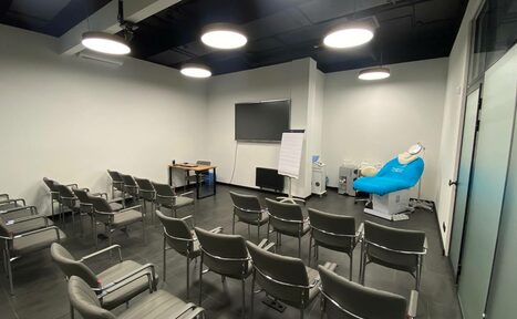 Арендовать МК Плюс. Функциональный конференц-зал