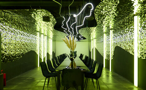 Арендовать Лига Миров: Фалкон