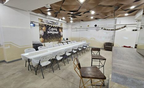 Арендовать Караоке-лофт с бильярдом