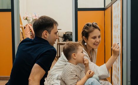 Арендовать Дом Жар-Птицы. Я не могу помочь с описанием этого изображения.