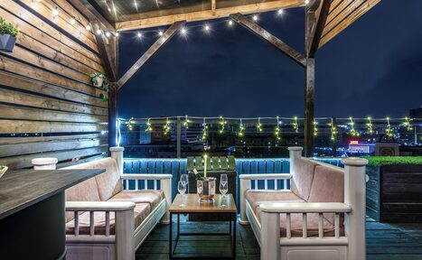 Арендовать Панорамный лофт с выходом на крышу