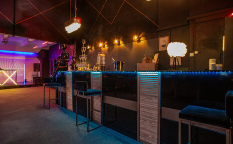 Арендовать Панорамный лофт с выходом на крышу