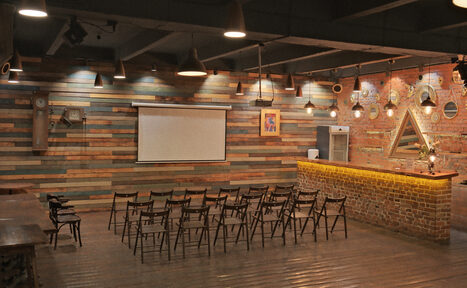 Арендовать Стильный лофт с верандой