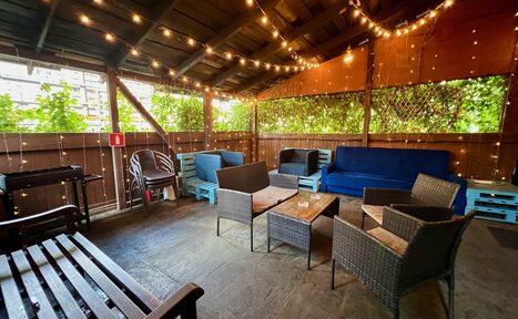 Арендовать Only You. Белый лофт с верандой