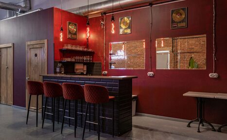 Арендовать Стильный лофт для вечеринок и корпоративов