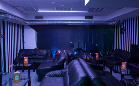 Арендовать F-Lounge Лофт с кальянами и диванами