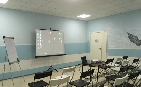 Арендовать Зал №5 площадью 40 м.кв. с интернетом 