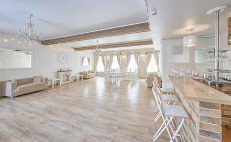 Арендовать Loft Lodge 1. Хорошо оборудованный лофт для праздника