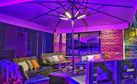 Арендовать Лофт Комод. Уютный лофт со сценой, караоке и барбекю