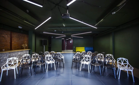 Арендовать Пространство Весна. Красный зал 