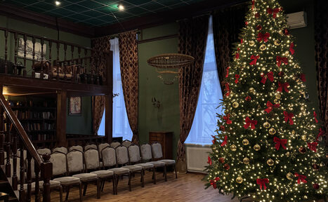 Арендовать Двухэтажный зал в английском стиле