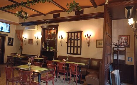 Арендовать Уютный лофт с камином в центре Москвы