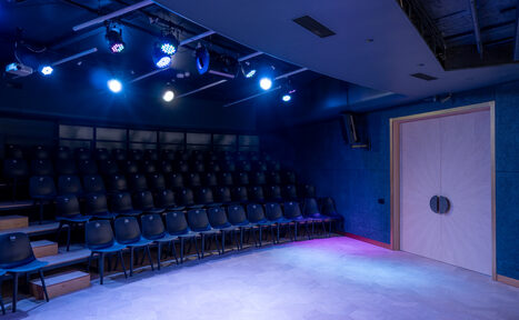 Арендовать Неоновое арт-пространство