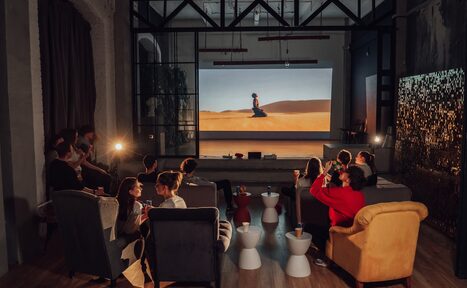 Арендовать Pavilion. Зал Industry Hall в современном стиле