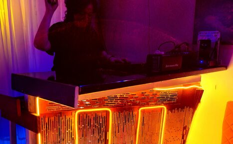 Арендовать Таинственный лофт для ваших мероприятий