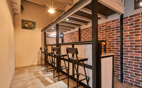 Арендовать Компас. Белый лофт