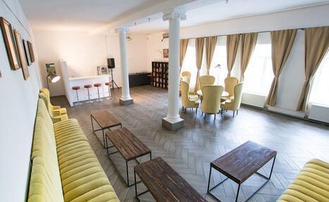 Арендовать Loft Far4, Лофт Фарфор (Лофт Фар4). Лофт80кв.м