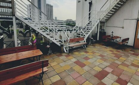 Арендовать Яркий лофт с верандой