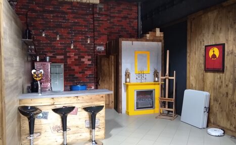 Арендовать Контора праздника. Зал в стиле лофт