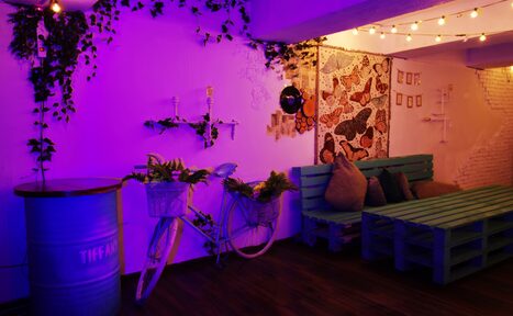 Арендовать  Тиффани. Лофт с авторской мебелью