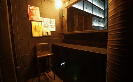 Арендовать Рок-н-ролл. Двухуровневый лофт с мотоциклом