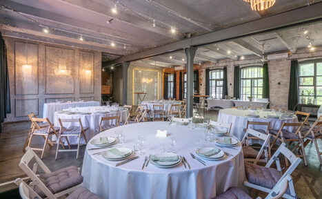 Арендовать SoldOut Lофт. Лофт-пространство с панорамными окнами