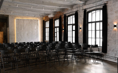 Арендовать SoldOut Lофт. Лофт-пространство с панорамными окнами