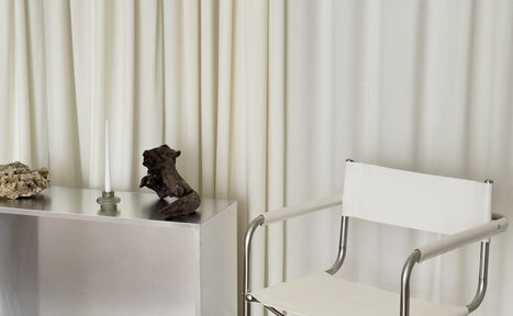 Арендовать Малый зал в классическом стиле для различных мероприятий