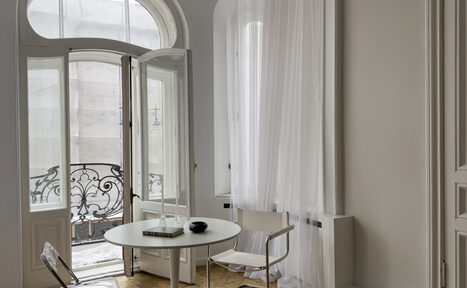 Арендовать Малый зал в классическом стиле для различных мероприятий