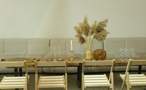 Арендовать Светлый лофт со светомузыкой и барной стойкой