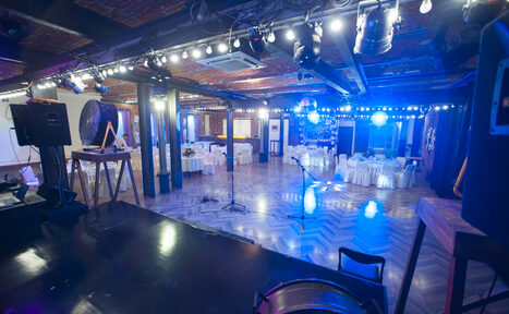 Арендовать Большой исторический лофт