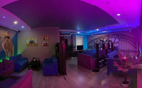 Арендовать GTA Lounge-Bar в игровом стиле